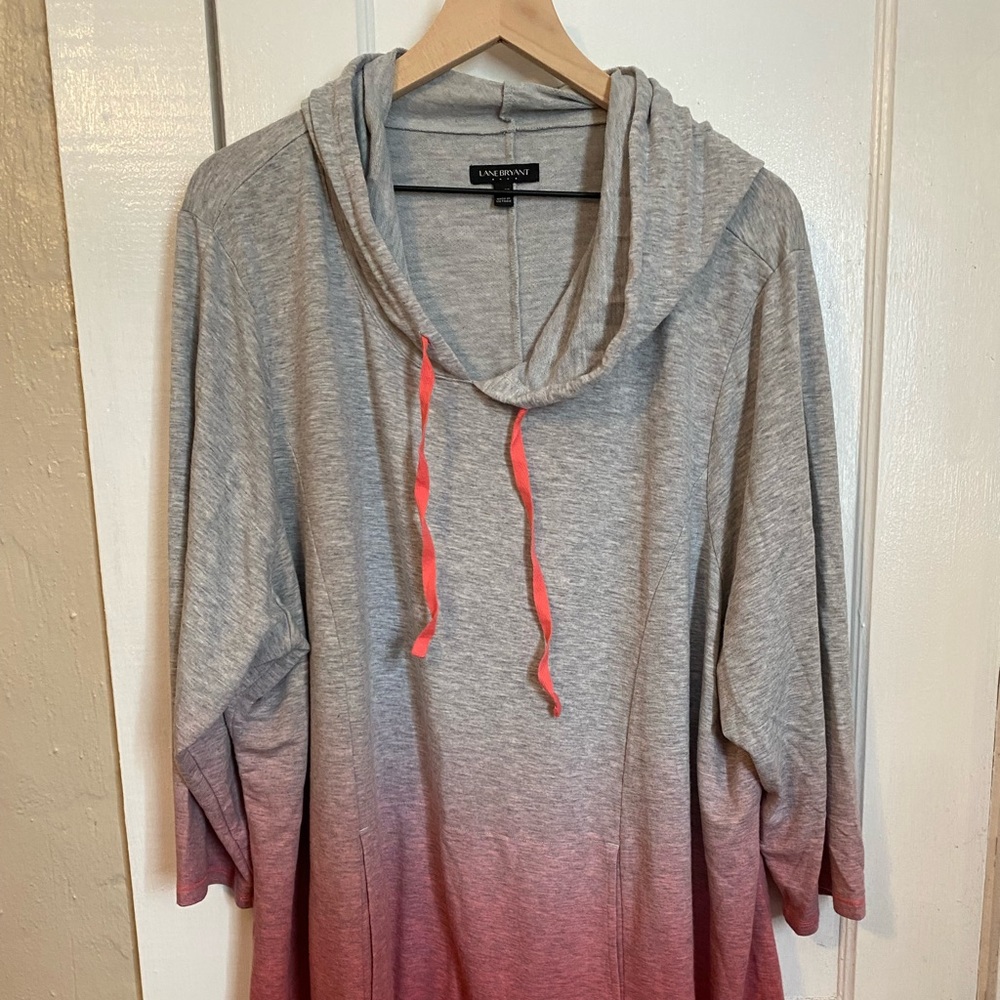 Lane Bryant 26/28 Tunic style Hoodie with kangaroo pocket 3/4 sleeve Gray/Salmon